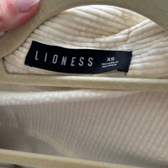 Ribbed oversized button down - Picture 2 of 2